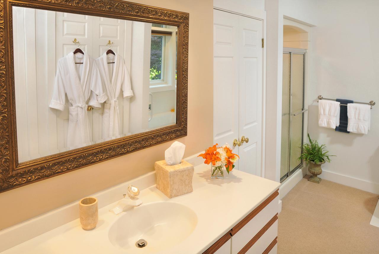 1795 Acorn Inn Bed And Breakfast Canandaigua Εξωτερικό φωτογραφία