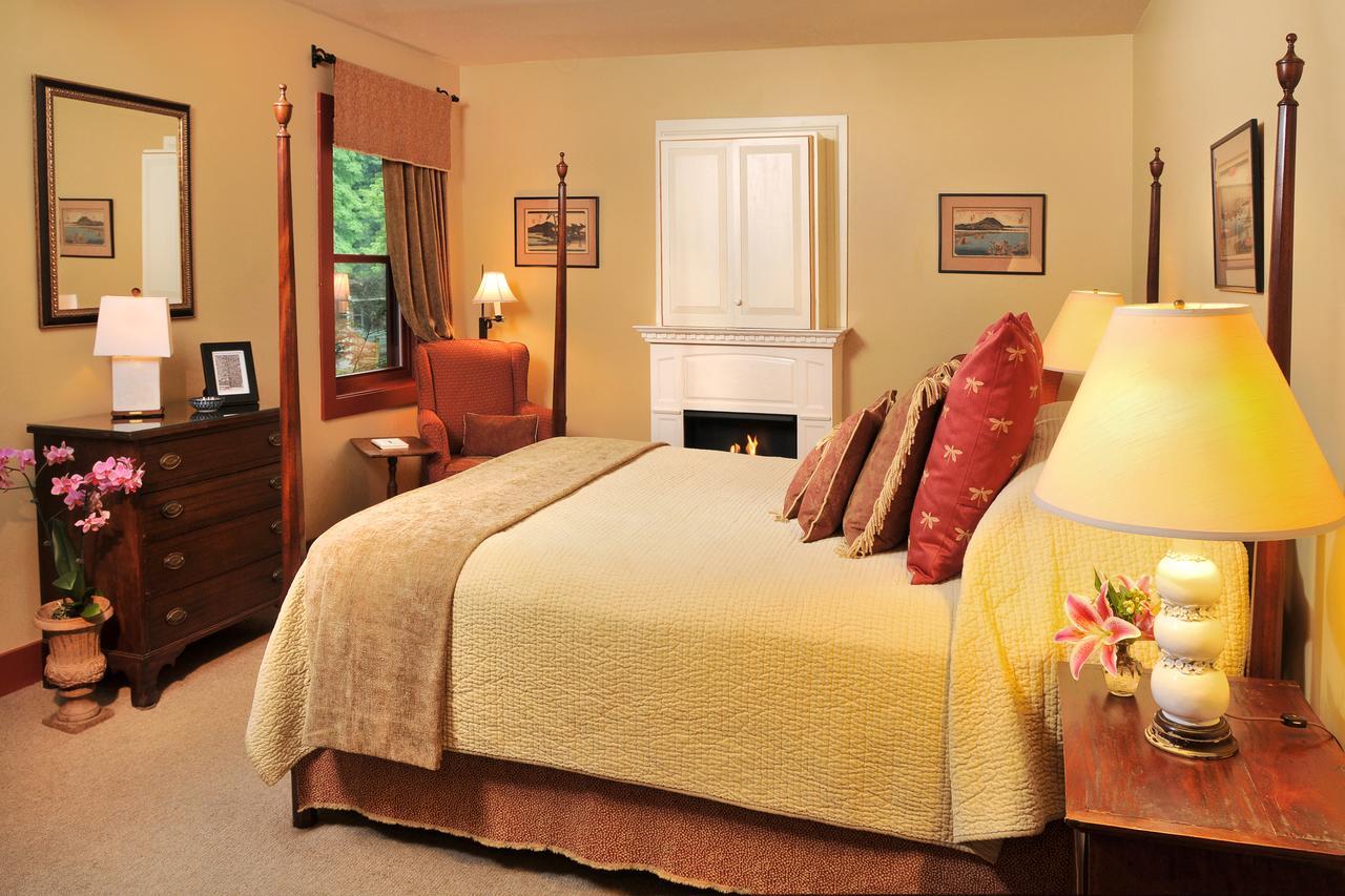 1795 Acorn Inn Bed And Breakfast Canandaigua Εξωτερικό φωτογραφία
