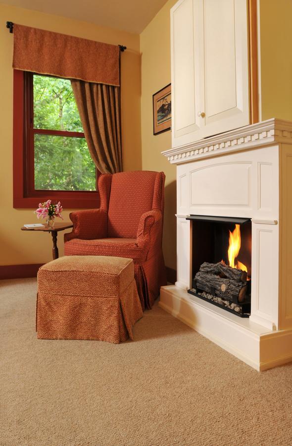 1795 Acorn Inn Bed And Breakfast Canandaigua Εξωτερικό φωτογραφία