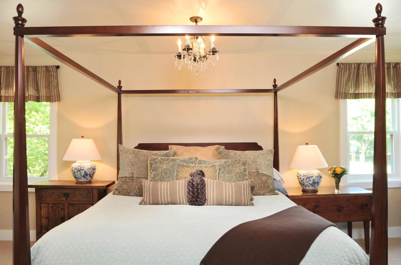 1795 Acorn Inn Bed And Breakfast Canandaigua Εξωτερικό φωτογραφία